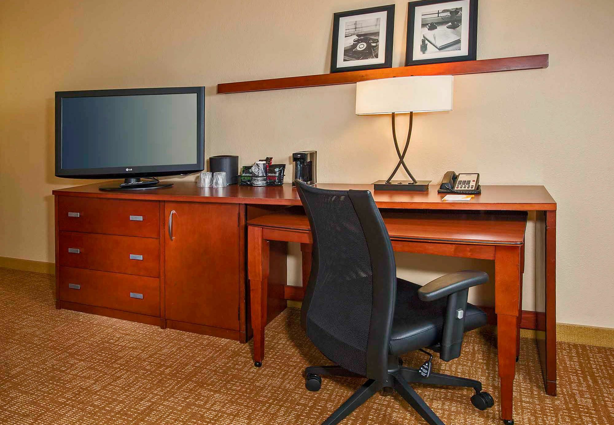 Hotel Courtyard By Marriott Raleigh Midtown Exterior foto